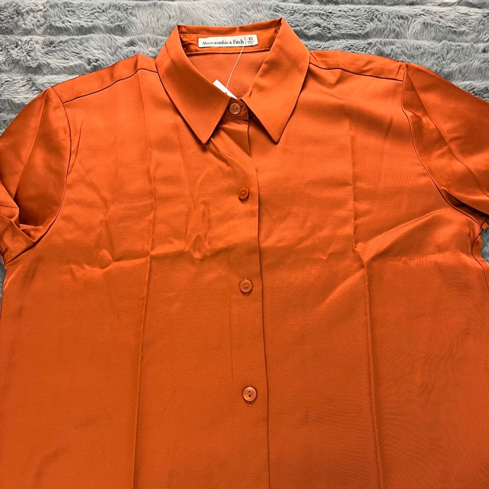 NWT Abercrombie and Fitch Shirt Women's Orange Satin XS Button Up‎ Solid - Picture 4 of 8